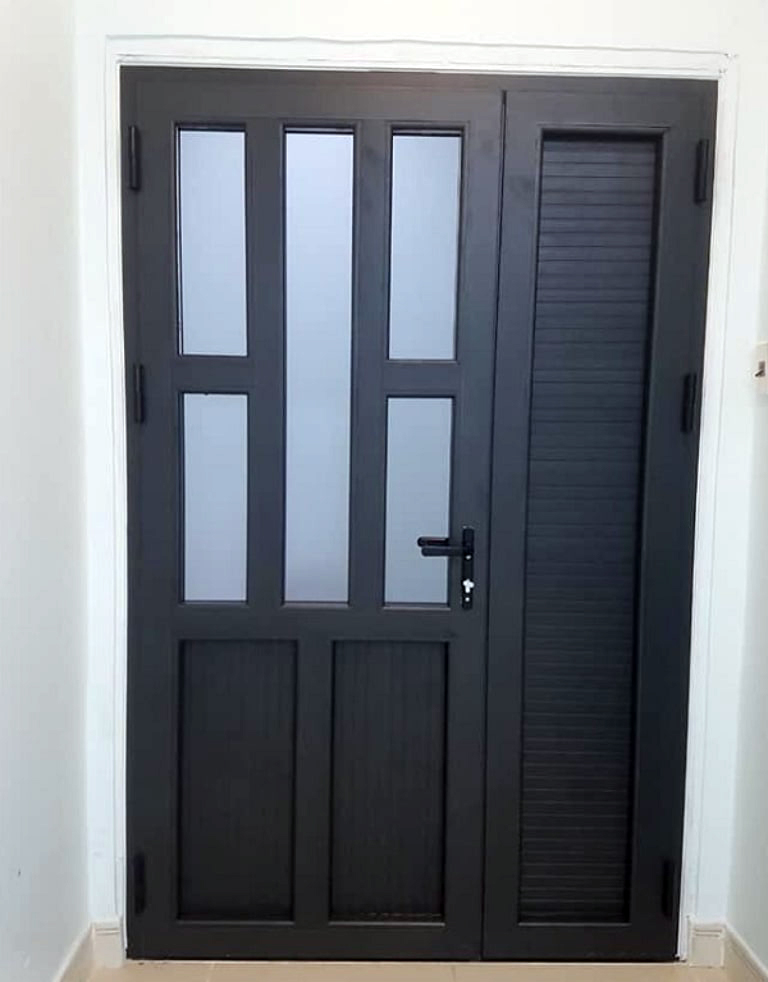 Cửa nhôm kính phòng ngủ